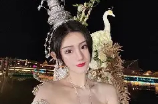 听泉鉴宝短暂停播各种黑料频上热搜网友：到底动了谁的蛋糕？