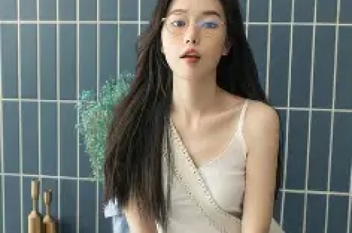 谢娜彻底塌房！这次张杰也救不了她